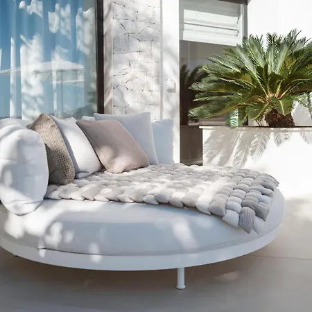 Royale, Moderna Con Piscina Y Vistas Al Mar