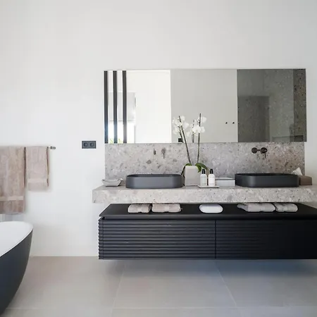 فيلة Royale, Moderna Con Piscina Y Vistas Al Mar ماربيا