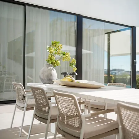 Villa Royale, Moderna Con Piscina Y Vistas Al Mar