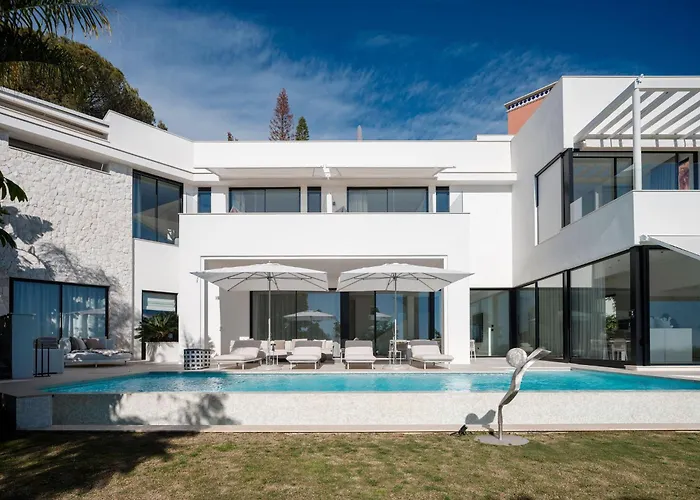 Royale, Moderna Con Piscina Y Vistas Al Mar Marbella