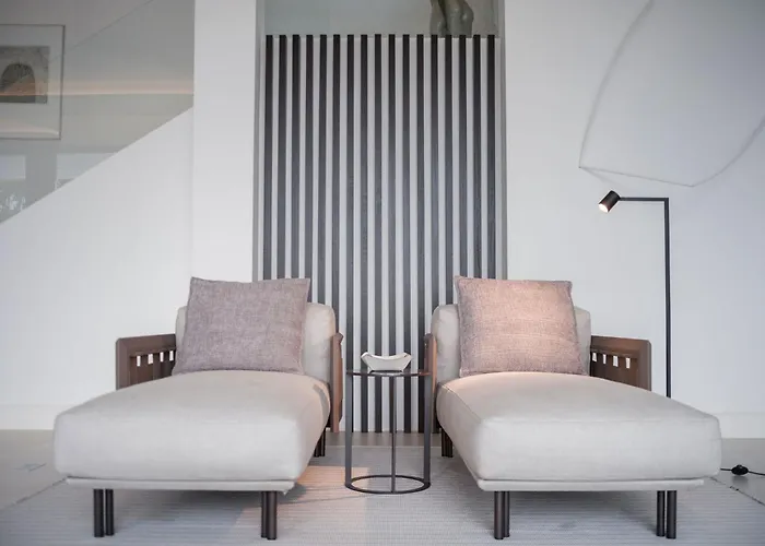 Villa Royale, Moderna Con Piscina Y Vistas Al Mar Marbella